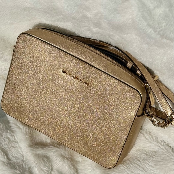 Michael Kors Gold Metallic Crossbody Bag with Chain Strap - Picture 2 of 5